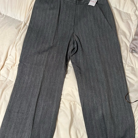 Le Suit Womens Button Up Blazer with slack’s Size 10 NWT - Picture 2 of 8